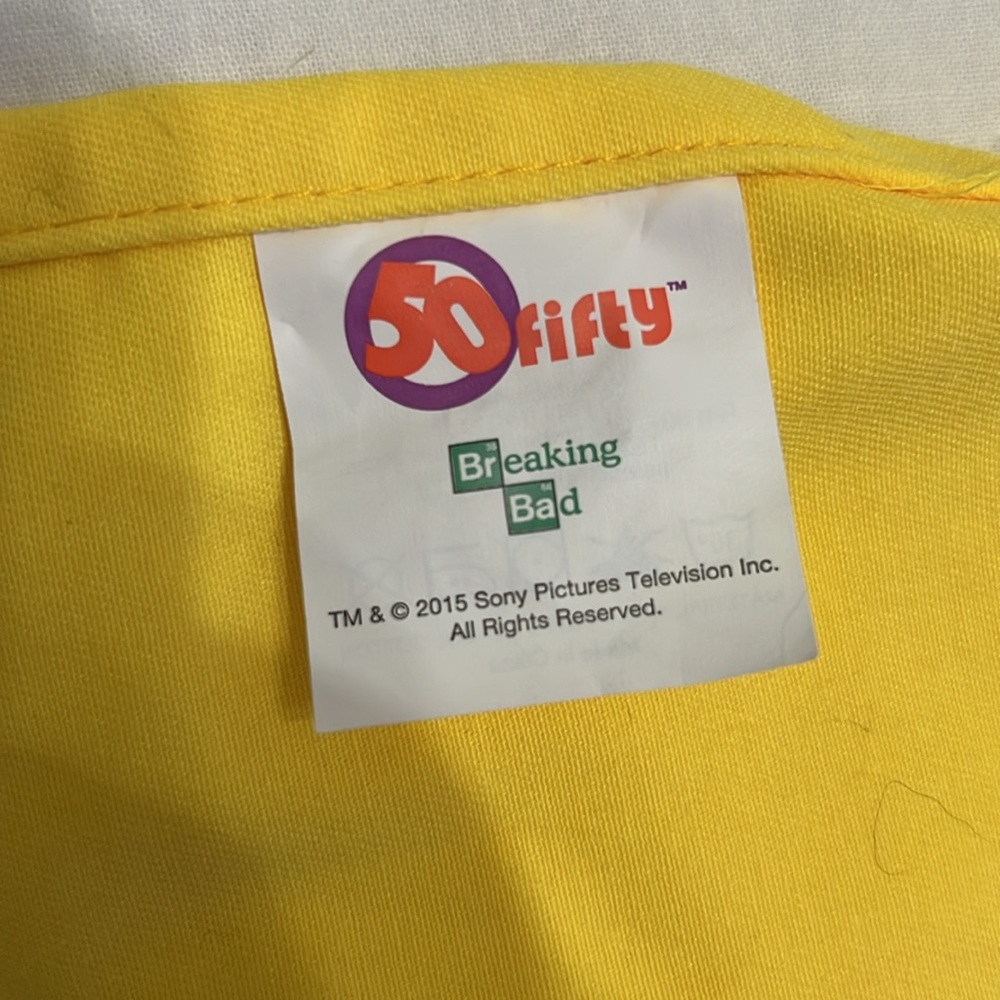 Breaking Bad Yellow Los Pollos Hermanos Novelty Apron - One Size Fits Most - Picture 4 of 5